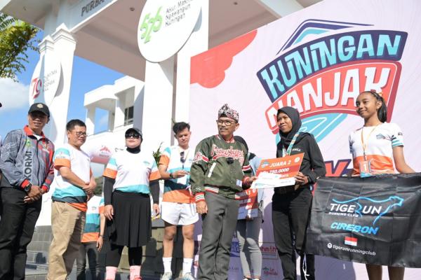 Pj Bupati Kuningan Buka Lomba Lari Kuningan Nanjak 5K, Diikuti 250 Pelari