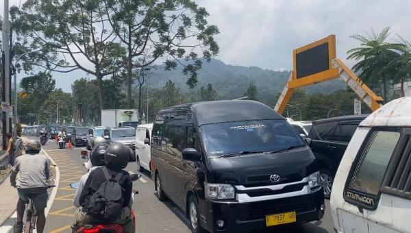 Update Kondisi Terkini Jalur Puncak hingga Perbatasan Cianjur