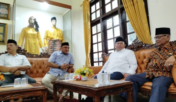 Rahman - Guntur Paparkan Program di LAM Kota Jambi