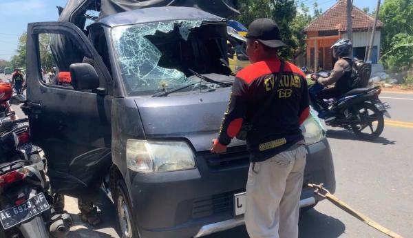 Kecelakaan Ponorogo Hari Ini, Pickup Terguling dan Bertabrakan dengan Motor