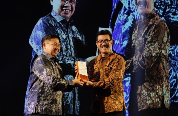 Konsisten Rawat Kota Pusaka, Kota Semarang Raih JKPI Award