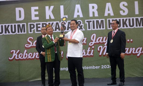 Tim Hukum Andika-Hendi di Pilgub Jateng Ciptakan Rekor Tim Advokat Terbanyak di Indonesia