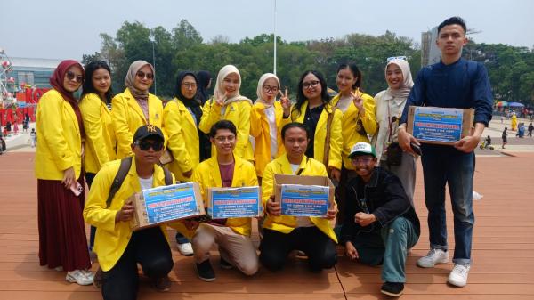 Mahasiswa UT Tasikmalaya Galang Donasi untuk Korban Gempa Bandung dan Garut