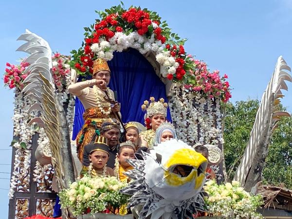 Peringatan HUT RI ke 79, Desa Boto, Kabupaten Probolinggo Gelar Pawai Budaya