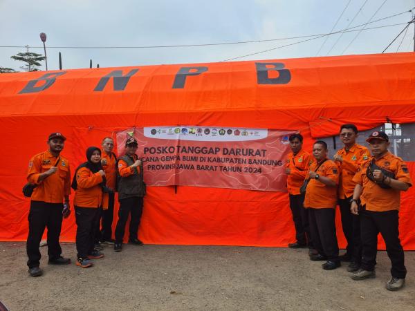 Cianjur Bantu Logistik Bagi Penyintas Gempa Bandung