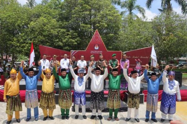 Polres Rohul Bersama KPU Gelar Deklarasi Pilkada Damai Dan Kampanye Berkeselamatan