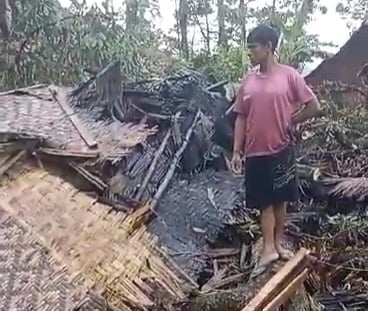 Puting Beliung Melanda Baduy: Rumah Warga Ambruk, Seperti Ini Kondisinya