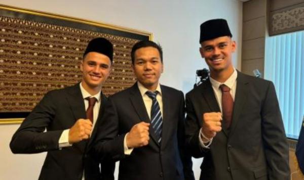 2 Bintang Baru! Mees Hilgers dan Eliano Reijnders Resmi Jadi WNI, Timnas Indonesia Makin Kuat