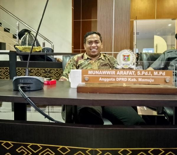 Mumun Jadi Ketua Fraksi Karya Kebangkitan Bintang Sejahtera di DPRD Mamuju