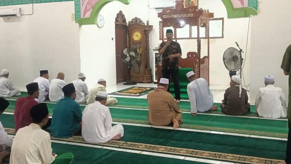 Gelar Kegiatan Cooling System di Masjid Baiturrahim Melalui Kanit Reskrim Polsek