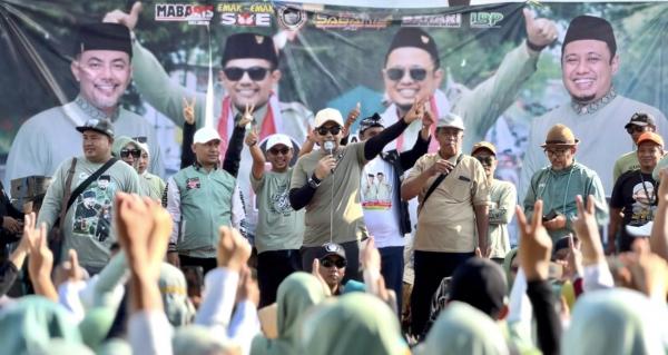 Warga Leces Probolinggo Sambut Hangat Gus Haris di Blusukan dan Jalan Sehat