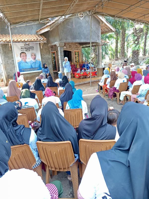 Paparkan Visi Misi di Kecamatan Gunung Labuhan, Cawabup Ayu Asalasiyah gelar Kampanye Tatap Muka