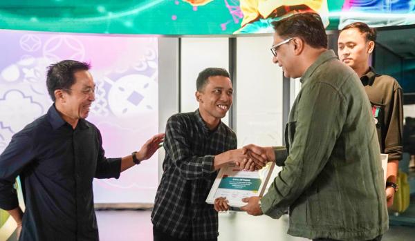 Bentuk Talenta Digital Berdaya Saing Global, Indosat Hadirkan Kelas AI dan Otomasi di IDCamp 2024