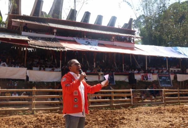 Hadiri Acara Ada' Kematian Ma'Pasilaga Tedong, DIA Siap Lestarikan Budaya dan Adat Toraja