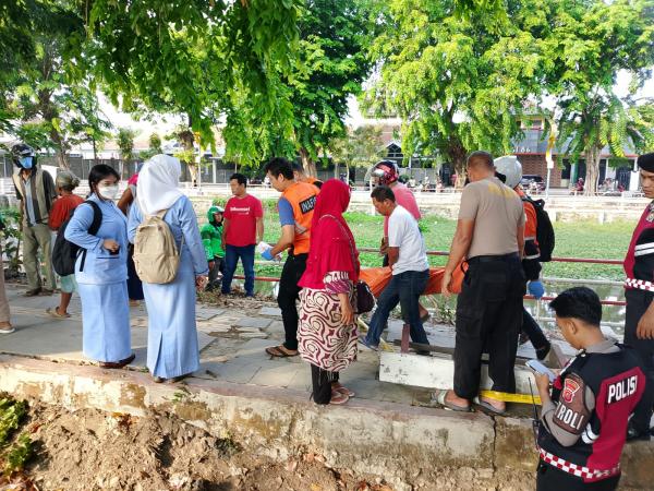 Pria Ditemukan Meninggal Dunia di Bantaran Kali Cimanuk, Diduga Alami Serangan Jantung