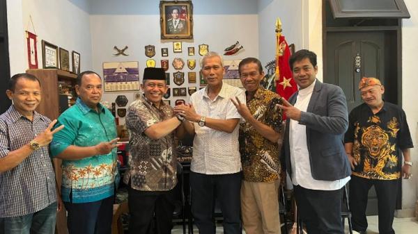 Calon Wali Kota Bekasi Uu Saeful Mikdar Dapat Dukungan dari Pensiunan Jenderal TNI