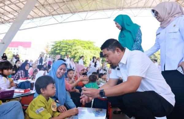 Pjs Wali Kota Makassar Ajak Ibu dan Anak Gemar Konsumsi Telur Cegah Stunting