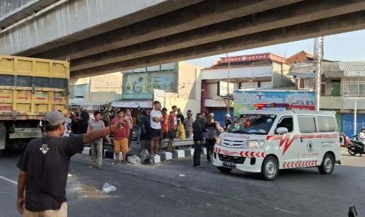 Kecelakaan Hari Ini di Karanganyar, Ibu dan Anak Tewas Ditabrak Truk saat Antar Sekolah