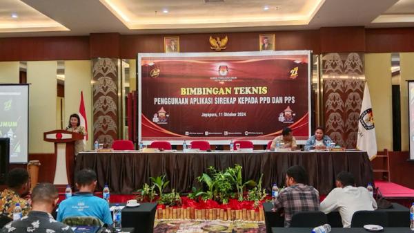 KPU Kota Jayapura Ingatkan PPD dan PPS untuk Tidak Merubah Hasil TPS dalam Pilkada 2024