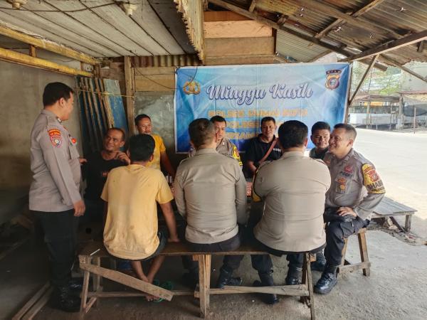 Jelang Pilkada, Kembali Polsek Gelar Kegiatan Cooling System Berikan Himbauan Kepasa Masyarakat