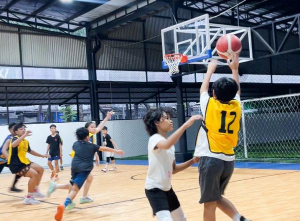 Genesis Global Community School Kembangkan Atlet Muda Lewat Program Beasiswa Basket