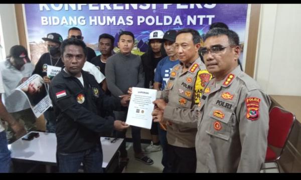 Aliansi Masyarakat dan Keluarga Almh. Astrid- Lael Dukung Polda NTT Pecat Rudy Soik