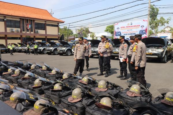 Polda Jatim Cek Kendaraan dan Almatsus di Polres Bojonegoro, Pastikan Kesiapan Pilkada 2024