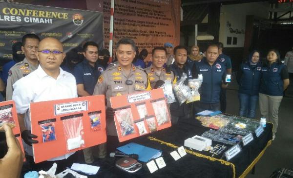 Bongkar Peredaan Narkoba, Polres Cimahi Amankan Barang Bukti Senilai Rp1,2 Miliar