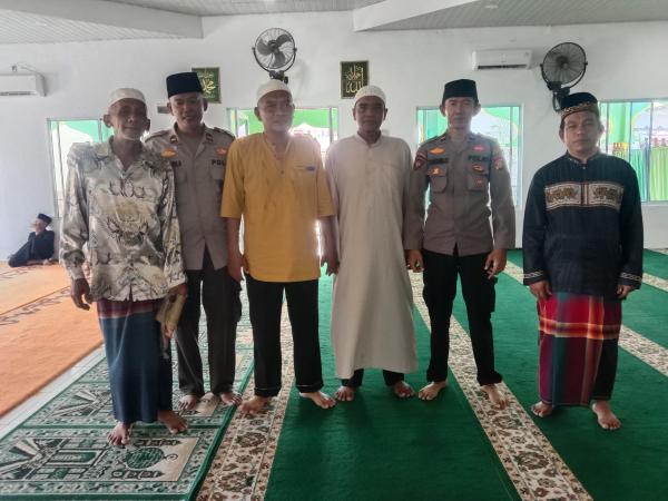 Polsek Dumai Timur Gelar Penyuluhan dan Edukasi Kamtibmas di Mesjid Muslimin