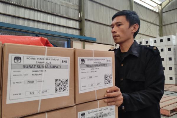 2 Juta Surat Suara Pilkada Kabupaten Malang Tiba di Gudang Logistik KPU