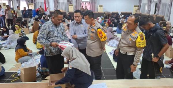 Cek Kelancaran Pelipatan Surat Suara, Kapolres Datangi KPU Inhu