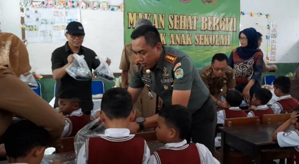 Gandeng YGBP, Korem 062/Tarumanegara Uji Coba Makan Bergizi Gratis di SD Kartika Garut