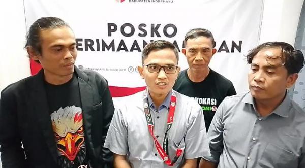 Kuasa Hukum Paslon 03 Nina-Tobroni Laporkan Pendukung 02 ke Gakkumdu Indramayu