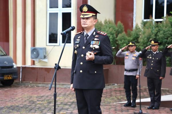 Upacara Hari Pahlawan di Polres Pijay,Kapolr Tekankan Warisan Semangat Juang untuk Generasi bangsa