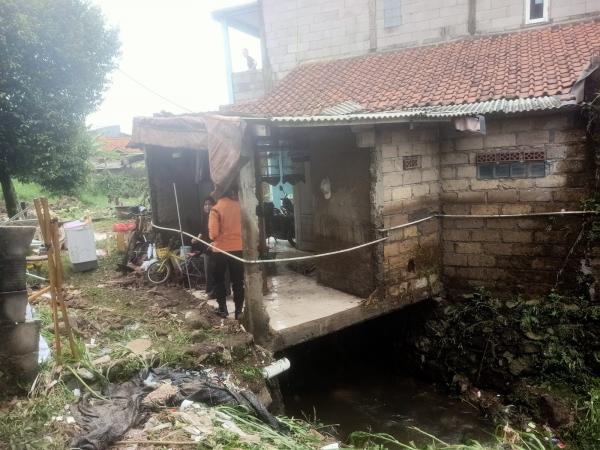 Anggota DPRD Jabar Minta Dinsos dan BPBD Jawa Barat Sigap Terkait Banjir dan Longsor di Tamansari