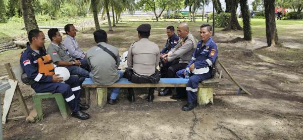 Polsek Kawasan Pelabuhan Laksanakan Silaturahmi Kamtibmas di Areal Terminal PT PHR