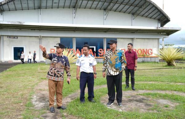 Pj Gubernur Sulbar Tinjau Bandara Sumarorong Mamasa