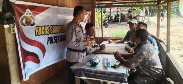 Polsek Dumai Barat Laksanakan Forum Discussion Group Dengan Tokoh Masyarakat Setempat