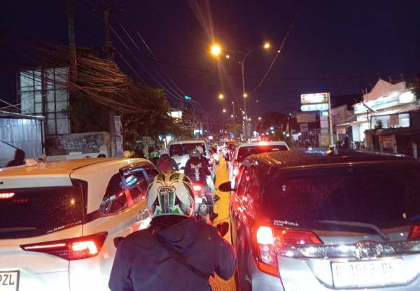 Kemacetan Di Jalan Kartini Tidak Kunjung Usai, Masyarakat: Pemkot Depok Segera Turun Tangan