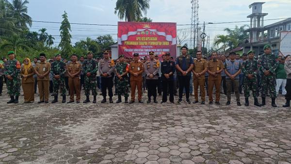 Para Kapolsek Jajaran Polres Gelar Apel Kesiapsiagaan Pengamanan Tahapan Pemungutan Suara Pilkada