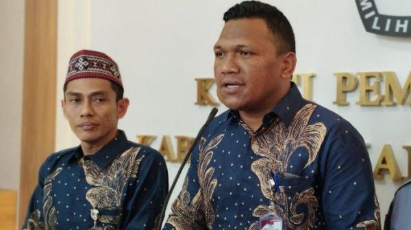 Polemik Pemberitaan, Ketua KPUD Mabar: Dokumen dalam Aplikasi KPU Itu Asli dan Menjadi Acuan