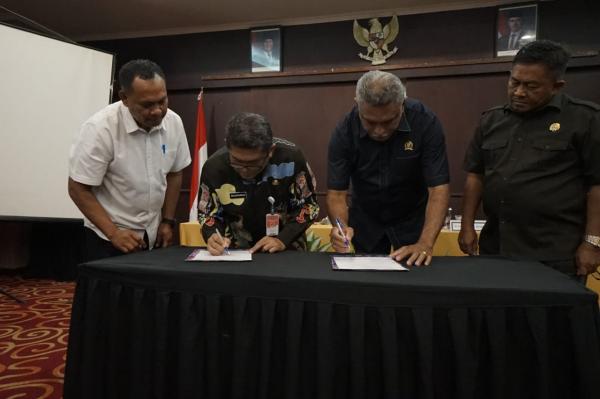 Pemprov Papsel bersama DPRPS Tandatangani Kesepakatan KUA-PPAS APBD 2025