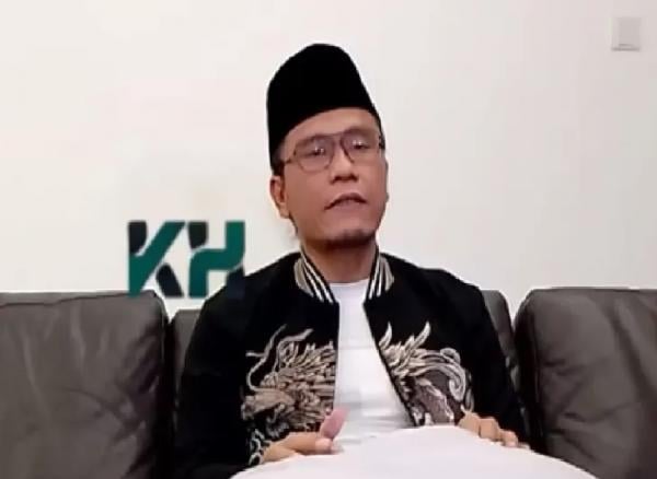 Ditegur Mayor Teddy, Gus Miftah Minta Maaf Usai Hina Penjual Es Teh