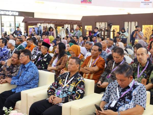 Mahakam Investment Forum 2024 Dorong Investasi Berkelanjutan di Kukar