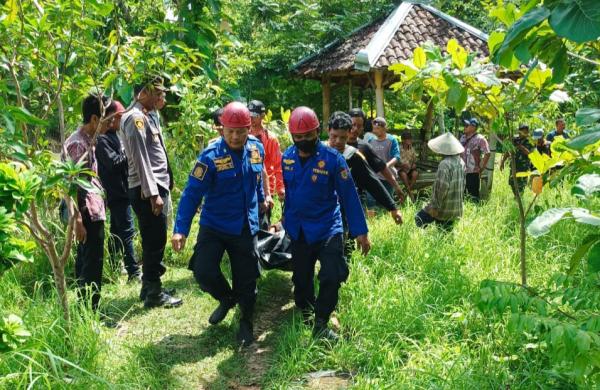 Geger, Mayat Pria Tanpa Identitas Ditemukan Pemancing di Bendungan Kedungdowo Weru