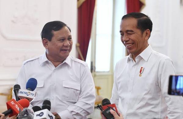 Usai Santap Ayam Goreng Bersama, Prabowo Bicara Kans Jokowi Masuk Gerindra