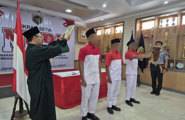 Tiga Napiter Ikrar Setia kepada NKRI di Lapas Kelas IIA Subang