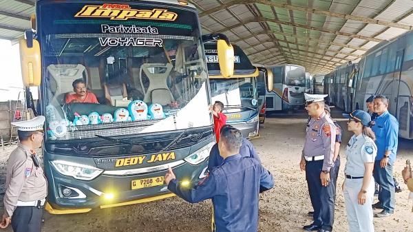 Hadapi Libur Nataru 2025, Satlantas Brebes Sidak ke Terminal Tanjung Brebes