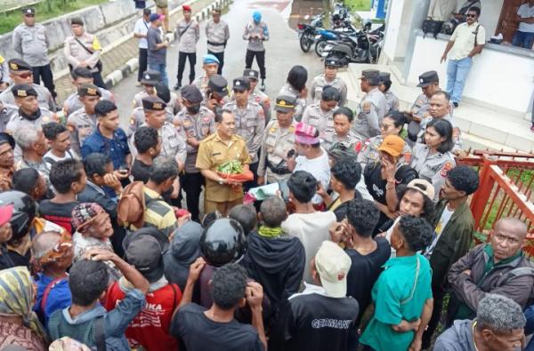 Kemenhut Sasar Kebun Rakyat jadi Hutan Produksi Laob Tumbesi, Warga Adat : Coret Saja Kami dari NKRI