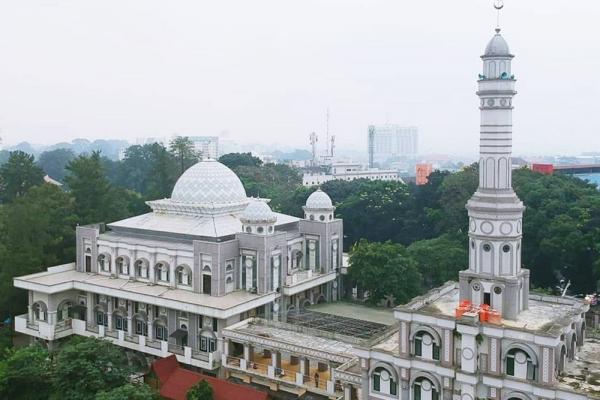 10 Tempat Wisata Religi di Bogor, Hati jadi Adem Banget